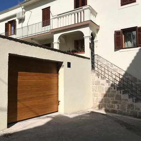 Studio Apartment Sabljic Каштела Экстерьер фото
