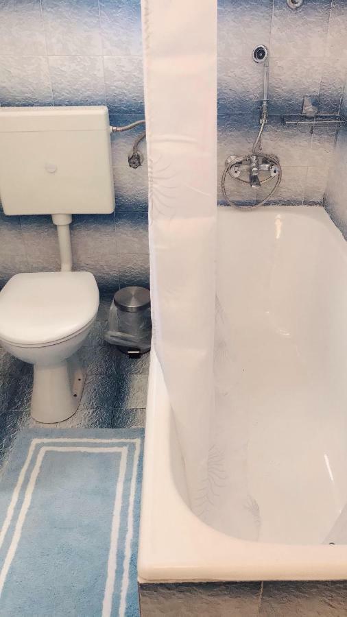Studio Apartment Sabljic Каштела Экстерьер фото